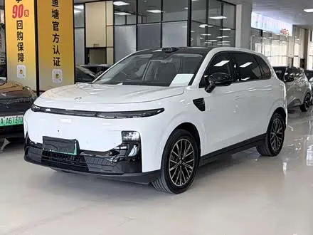 LEAPMOTOR B10 — из Китая под ключ