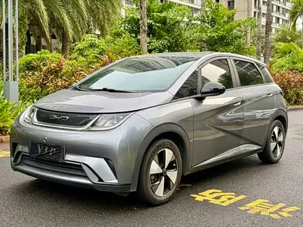 BYD DOLPHIN 2023