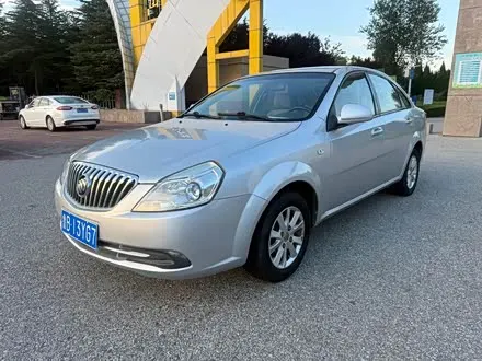 BUICK EXCELLE 2015 — 110 000 км, Китай — под ключ — фото 1