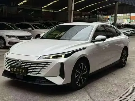 CHANGAN EADO 2024