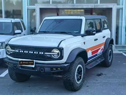 FORD BRONCO 2024 — 39 000 км, Китай — под ключ — фото 1