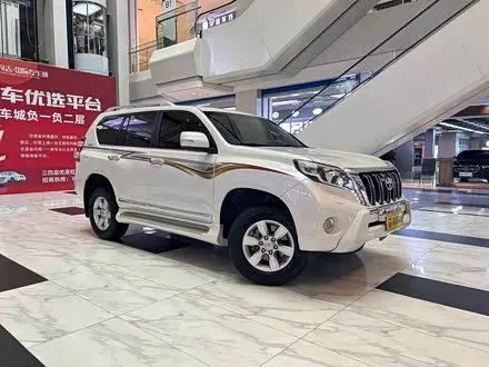 TOYOTA PRADO 2016