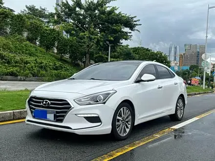 HYUNDAI MISTRA 2017 — 60 000 км, Китай — под ключ — фото 1