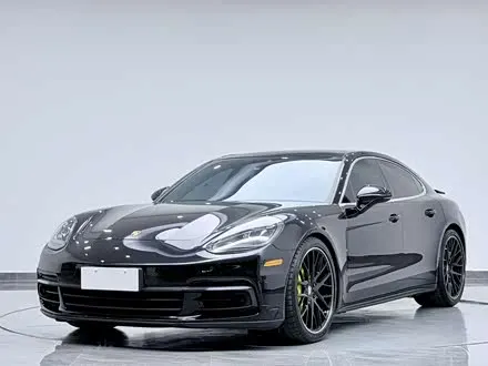 PORSCHE PANAMERA 2018 — 60 000 км, Китай — под ключ — фото 1