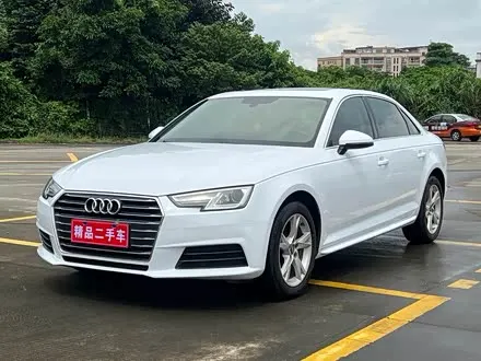 AUDI A4L 2017 — 80 000 км, Китай — под ключ — фото 1