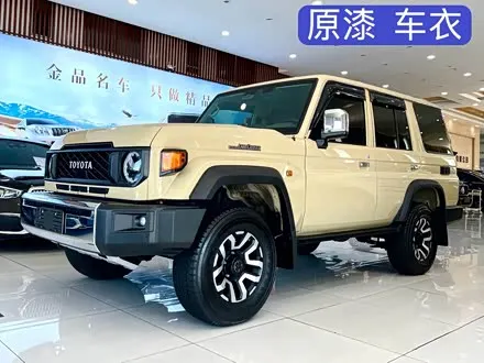 TOYOTA LAND CRUISER LC76 2024