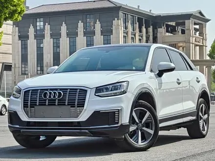 AUDI Q2L E-TRON 2019