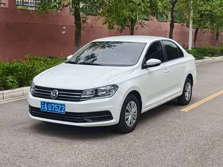 VOLKSWAGEN SANTANA 2021