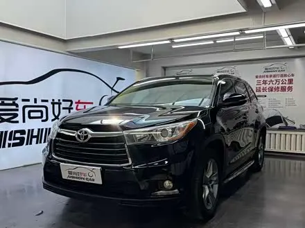 TOYOTA HIGHLANDER 2015