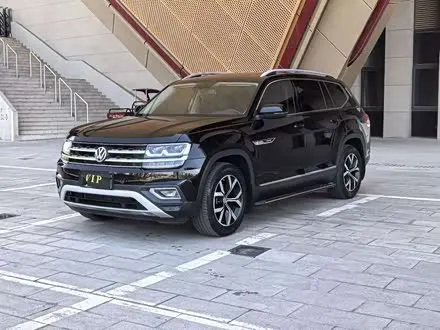 VOLKSWAGEN TERAMONT 2020