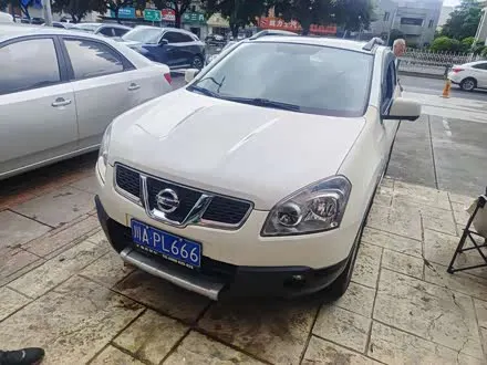 NISSAN QASHQAI 2012