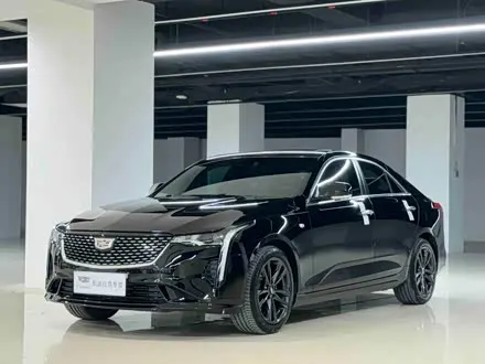 CADILLAC CT4 2022
