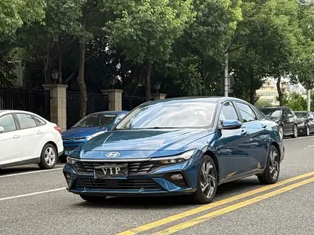 HYUNDAI ELANTRA 2023