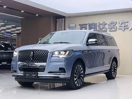 LINCOLN NAVIGATOR 2022 — 36 000 км, Китай — под ключ — фото 1