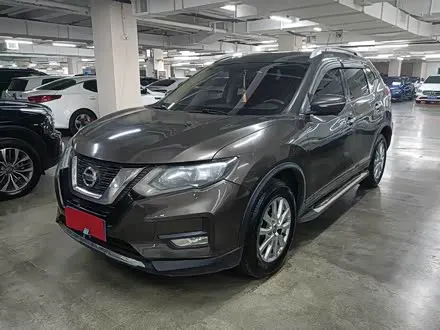NISSAN X-TRAIL 2017