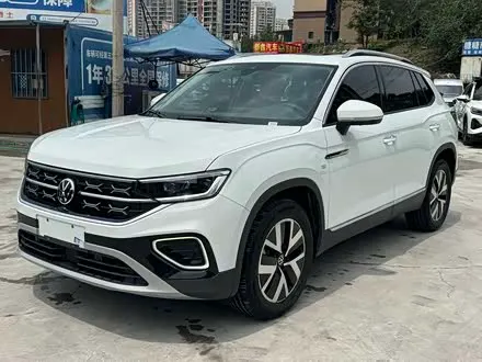 VOLKSWAGEN TAYRON 2024