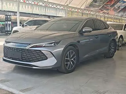 BYD QIN L 2025
