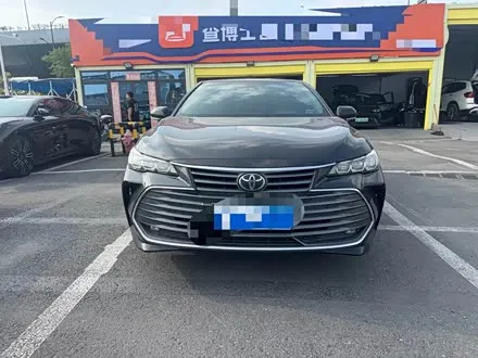 TOYOTA AVALON 2019