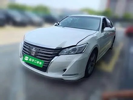 TOYOTA CROWN 2015