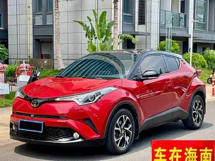 TOYOTA C-HR 2018 — 100 000 км, Китай — под ключ — фото 1