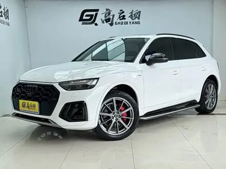 AUDI Q5L 2022
