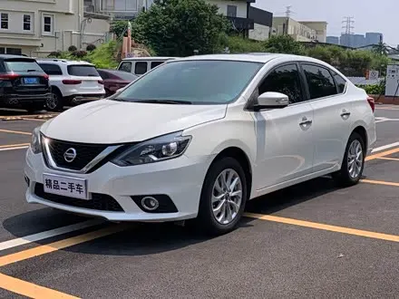 NISSAN SYLPHY 2019