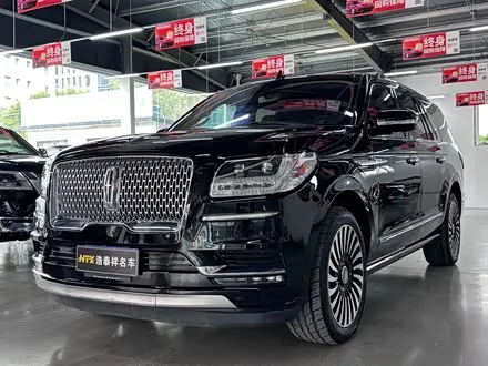LINCOLN NAVIGATOR 2018 — 90 000 км, Китай — под ключ — фото 1