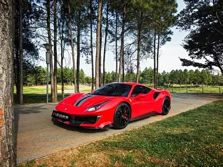 FERRARI 488 2018