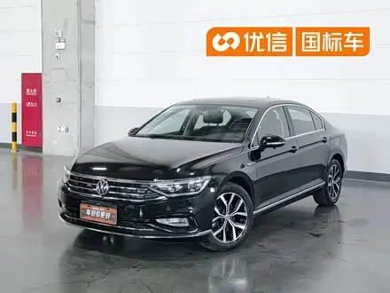 VOLKSWAGEN MAGOTAN 2020
