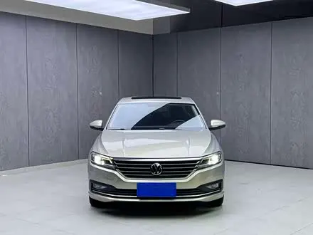 VOLKSWAGEN LAVIDA 2018