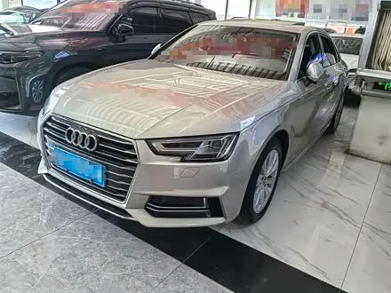 AUDI A4L 2019 — 157 000 км, Китай — под ключ — фото 1