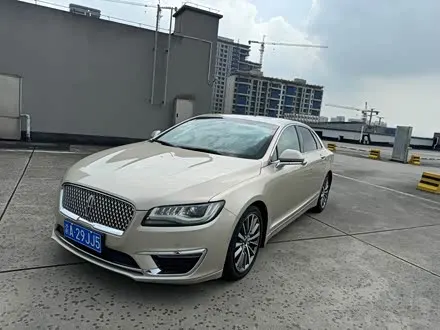 LINCOLN MKZ 2017 — 170 000 км, Китай — под ключ — фото 1