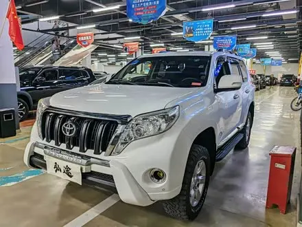 TOYOTA PRADO 2016 — 160 000 км, Китай — под ключ — фото 1