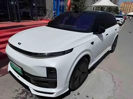 LI AUTO L7 — из Китая под ключ