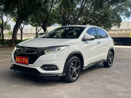 HONDA VEZEL 2020 — 36 000 км, Китай — под ключ — фото 1