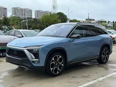 NIO ES8 — из Китая под ключ
