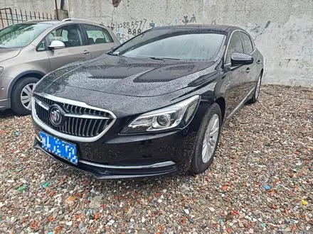 BUICK LACROSSE 2016 — 90 000 км, Китай — под ключ — фото 1