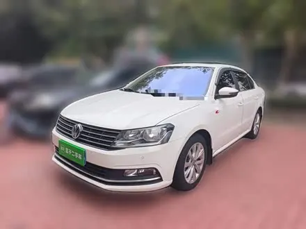 VOLKSWAGEN LAVIDA 2017