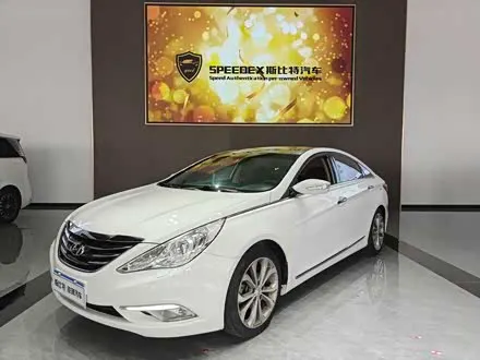 HYUNDAI SONATA 2014