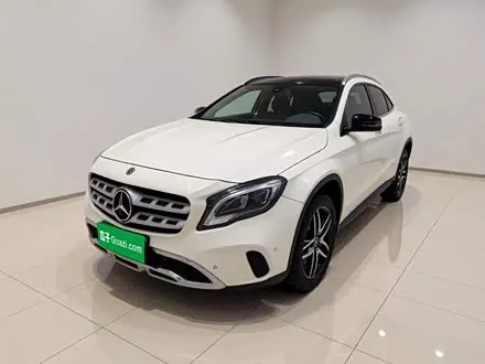 MERCEDES-BENZ GLA 2017 — 104 900 км, Китай — под ключ — фото 1