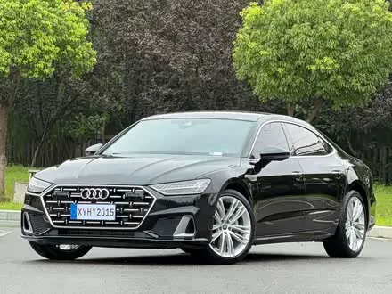 AUDI A7L 2024 — 36 000 км, Китай — под ключ — фото 1