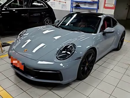 PORSCHE 911 2023