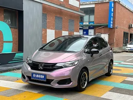 HONDA FIT 2018 — 59 000 км, Китай — под ключ — фото 1