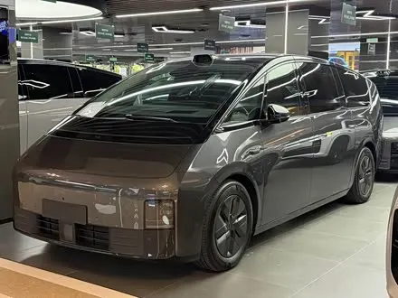 Li Auto MEGA — из Китая под ключ