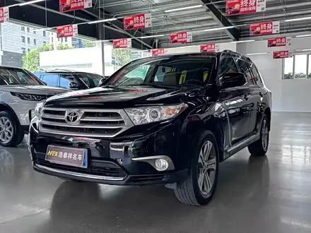 TOYOTA HIGHLANDER 2012 — 17 000 км, Китай — под ключ — фото 1