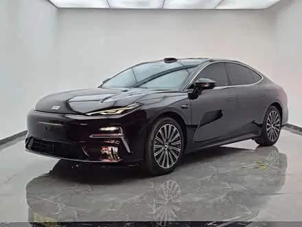 Geely Galaxy 8 — из Китая под ключ
