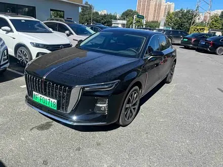 HONGQI H5 PHEV 2025
