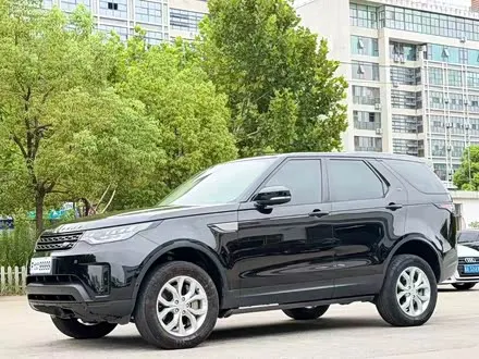 LAND ROVER DISCOVERY 2018 — 70 000 км, Китай — под ключ — фото 1