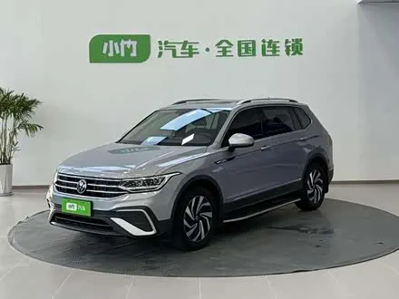VOLKSWAGEN TIGUAN L 2023