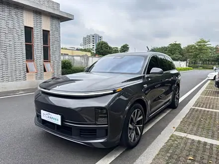 LI AUTO L8 — из Китая под ключ